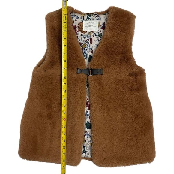 ZARA‎ FAUX FUR Front Buckle Vest, GIRLS SIZE 9-10 - Picture 4 of 11